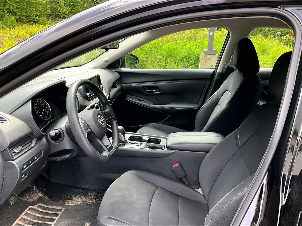Used 2024 Black Nissan S image 7