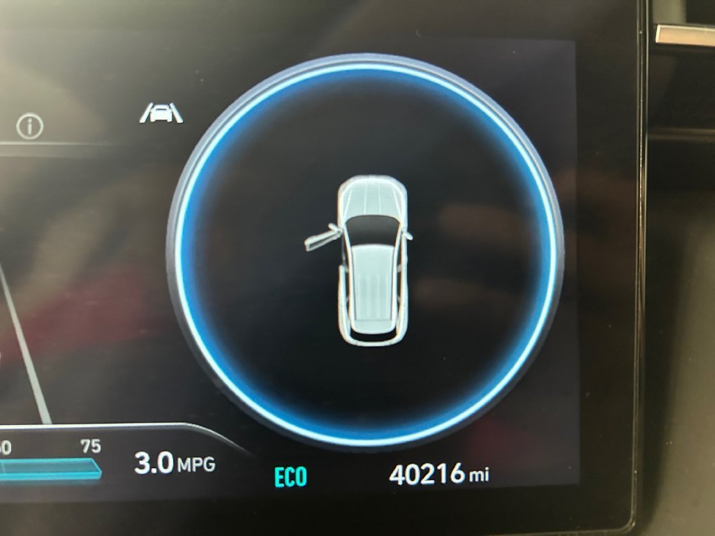 Used 2022 Gray Hyundai SEL Convenience image 10