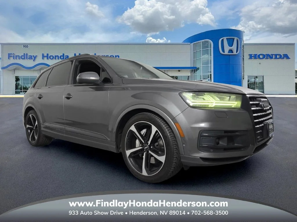 Used 2019 Gray Metallic Audi 55 SE Premium Plus image 1