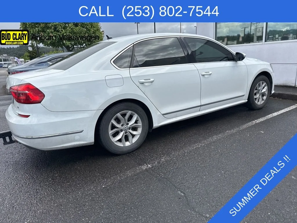 Used 2016 White Volkswagen 1.8T S image 9