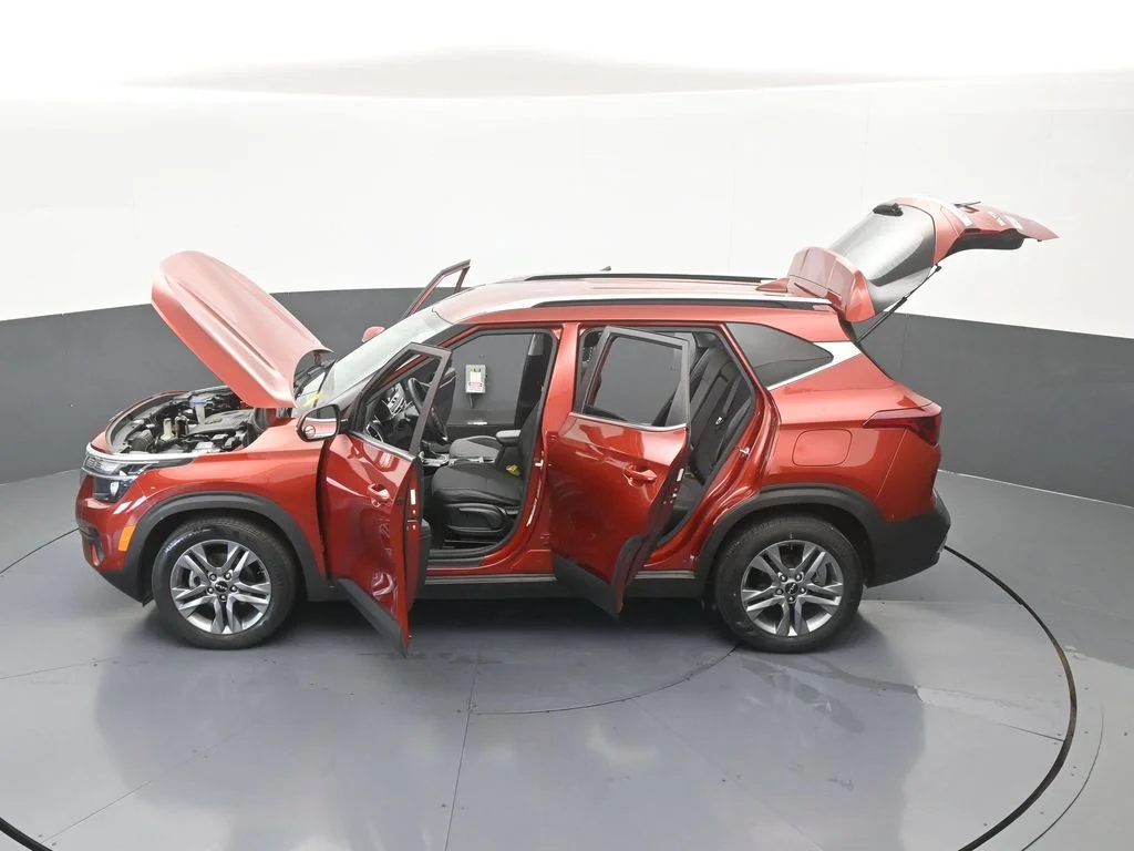 Used 2023 Mars Orange Kia S image 60