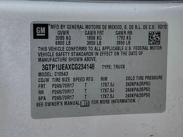 Used 2012 Silver GMC SL image 11