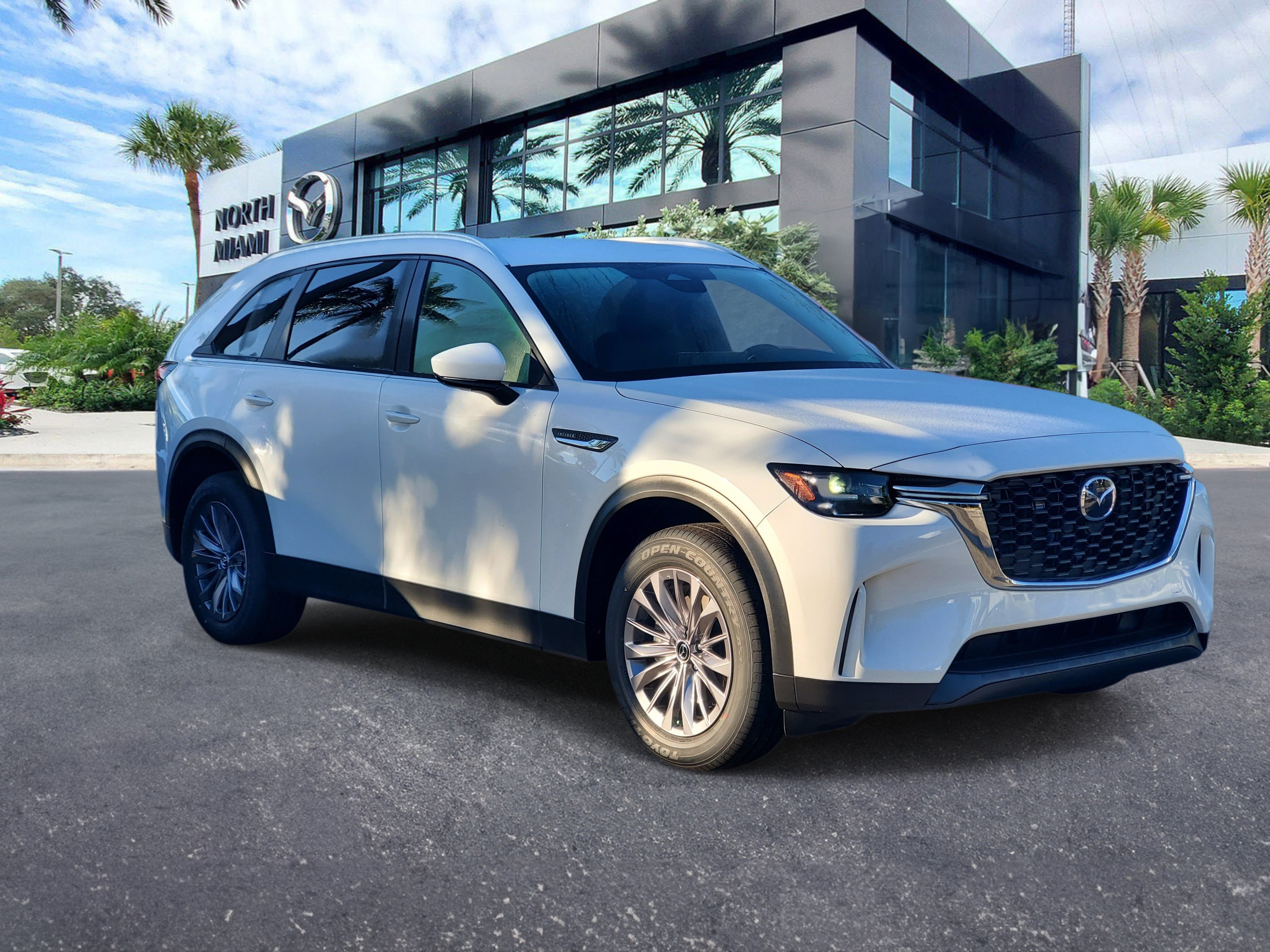 New 2026 Rhodium White Premium Mazda Select image 3