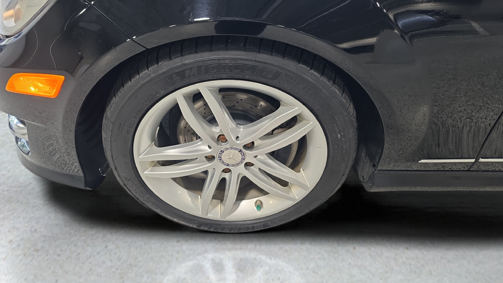 Used 2012  Mercedes-Benz C 300 image 10