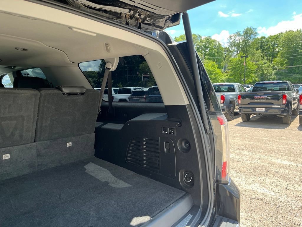 Used 2018 Onyx Black GMC Denali image 16