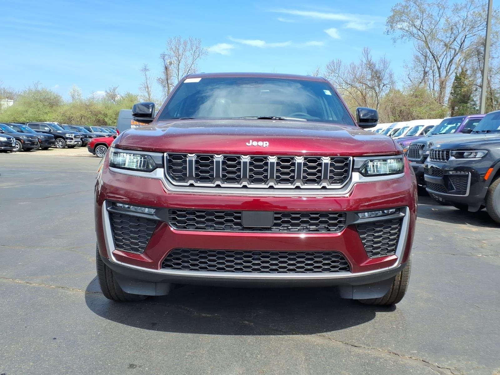 New 2026 Velvet Red Pearl-Coat Exterior Paint Jeep Limited image 2