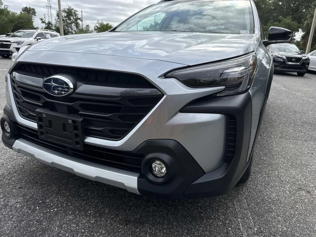 Used 2024 Silver Subaru Limited image 9
