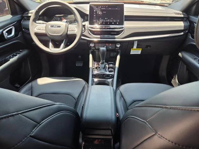 New 2026 Joose Exterior Paint Jeep Latitude image 13