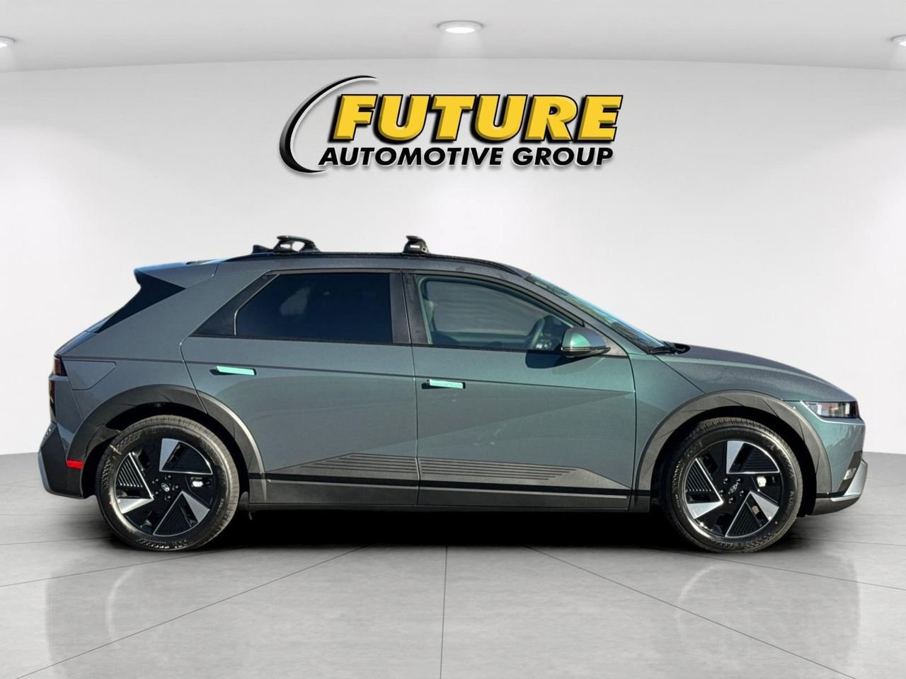 New 2027 Green Hyundai SEL image 2