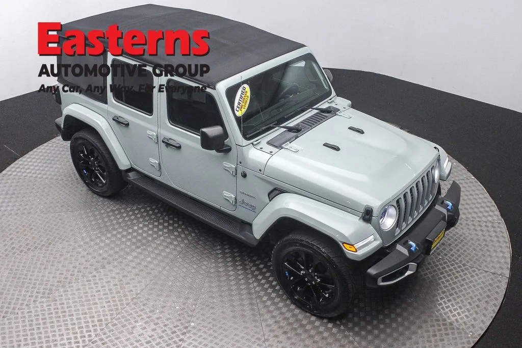 Used 2023 Gray Jeep Sahara 4xe image 3