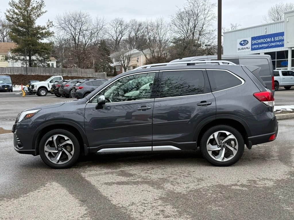 Used 2022 Gray Subaru Touring image 8