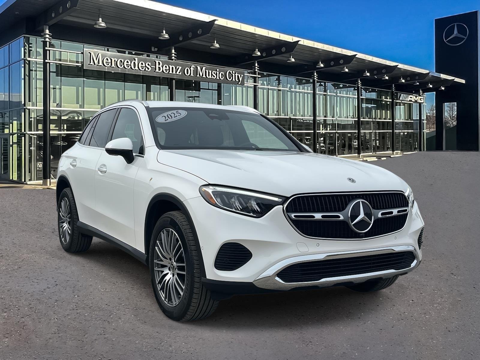 2025 Mercedes-Benz GLC GLC 300's photo