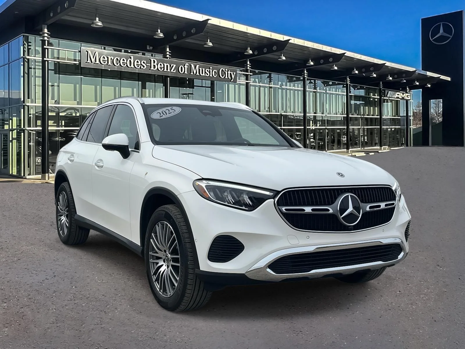 2025 Mercedes-Benz GLC