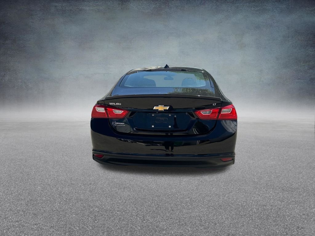 Used 2018 Black Chevrolet LT image 33