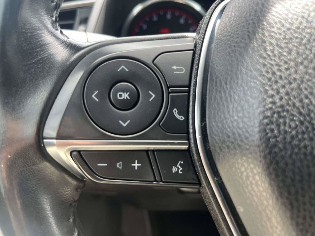 Used 2019 Silver Toyota XSE image 19