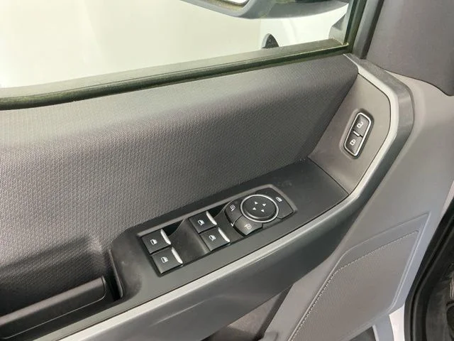 Used 2021 White Ford XLT image 8