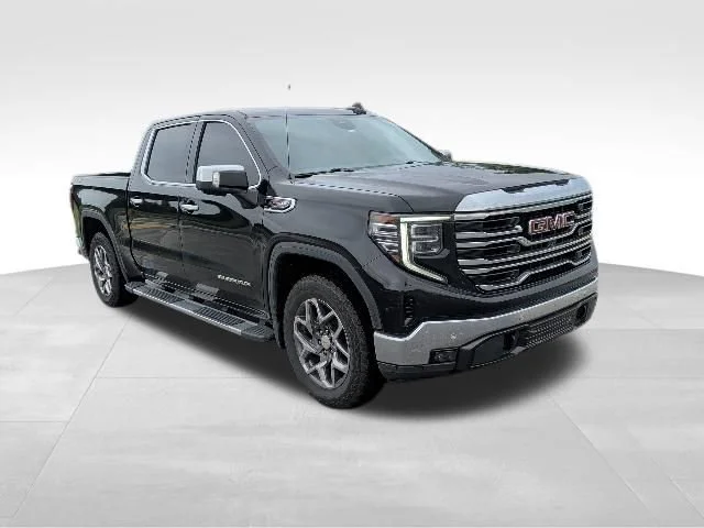 2022 GMC Sierra 4WD Crew Cab Standard Box SLT's photo
