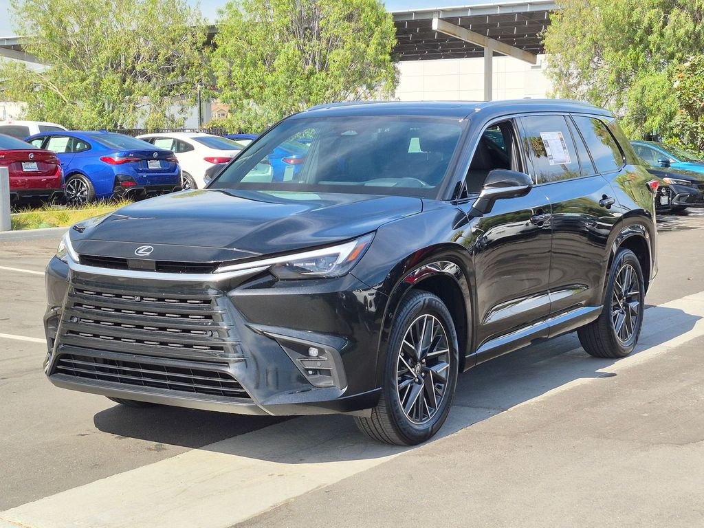 Used 2024  Lexus 350 Premium image 2