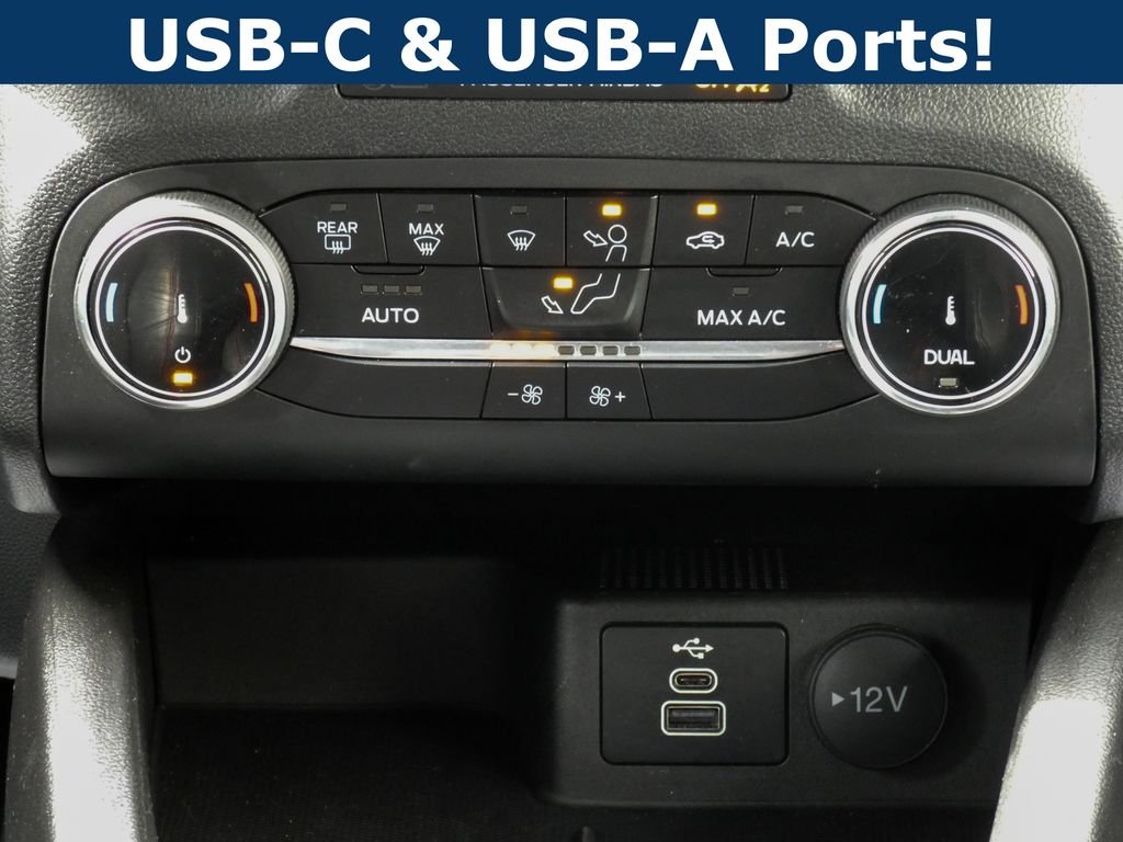 Used 2025 Gray Ford ST-Line image 23