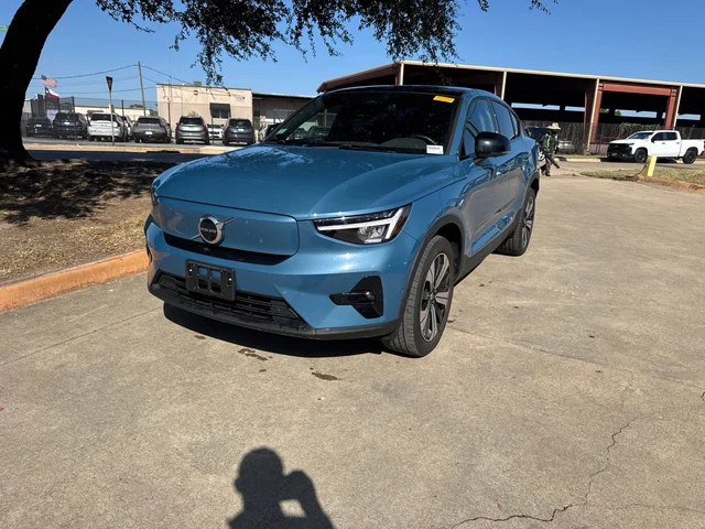 2023 Volvo C40 Recharge Plus