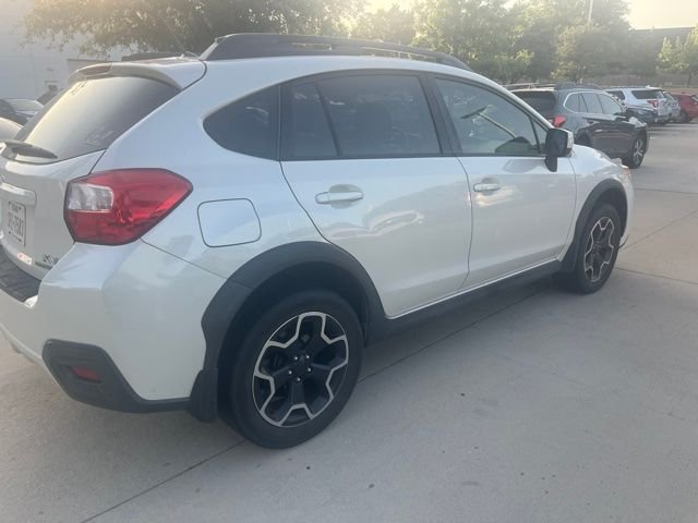 Used 2014  Subaru 2.0i Premium image 3