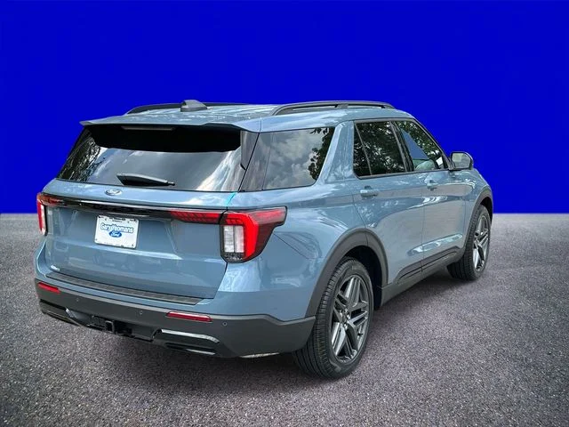 New 2026 Vapor Blue Metallic Ford ST-Line image 3