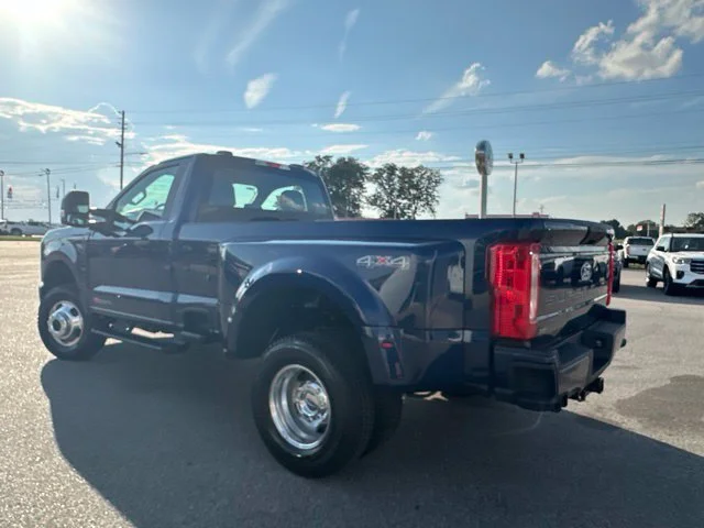 New 2027 Neptune Blue Ford F-350® XL image 20