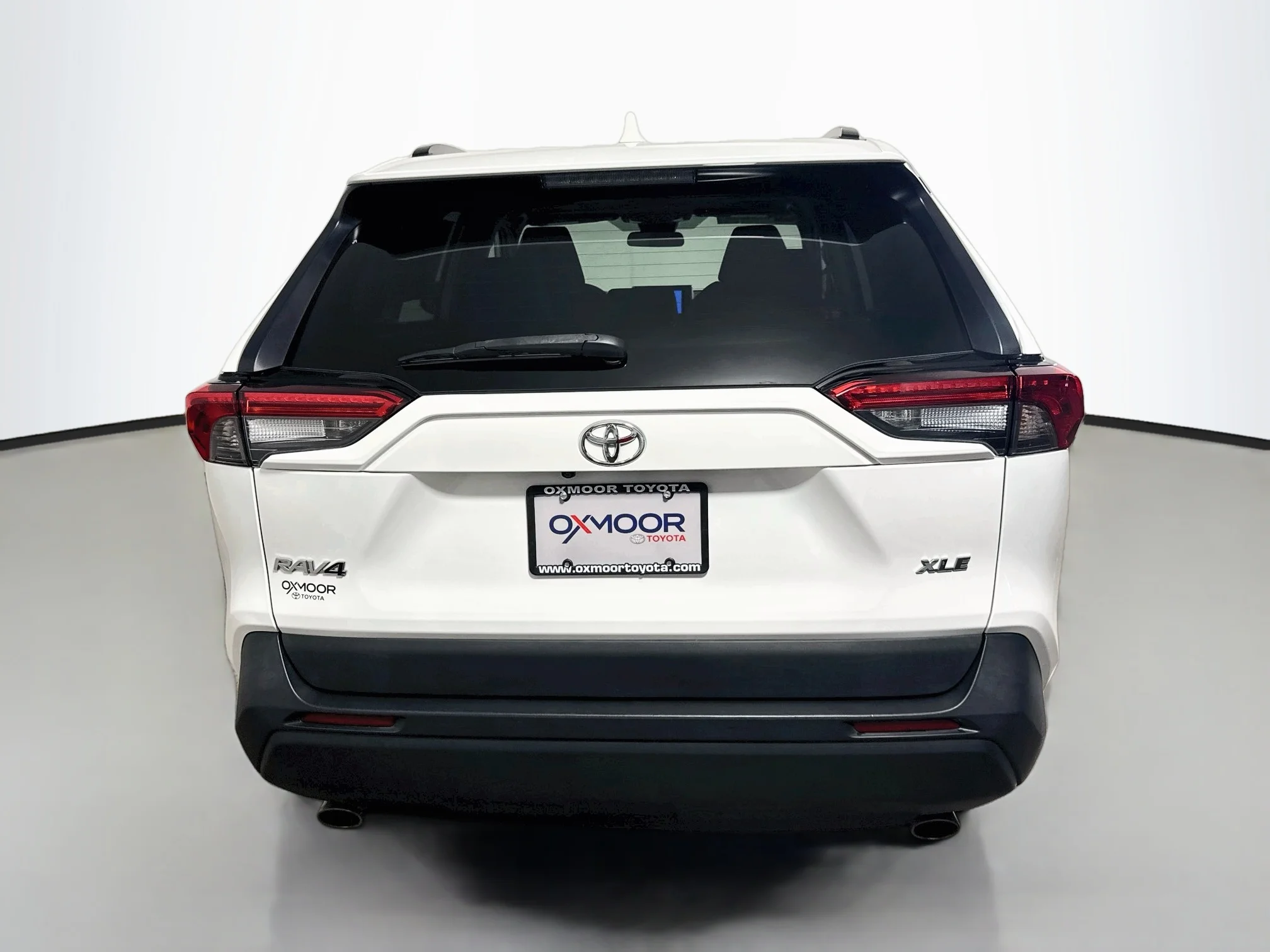 Certified Used 2024 Ice Cap Toyota XLE image 6