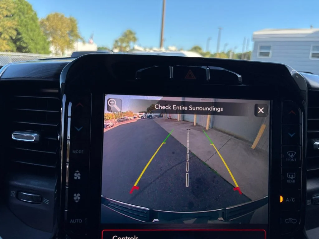 Used 2019 Black Ram Laramie image 21