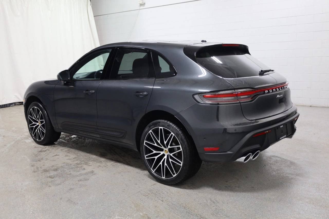 Used 2026 Volcano Grey Metallic Porsche  image 3