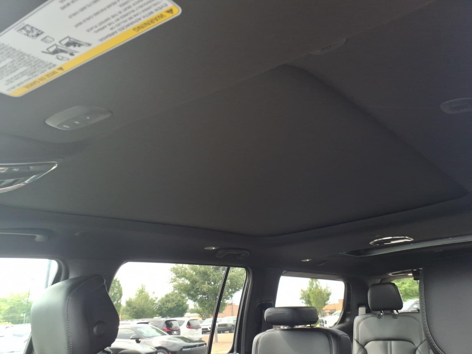 New 2026 Fathom Blue Pearl-Coat Exterior Paint (Late Availability) Jeep Upland image 7