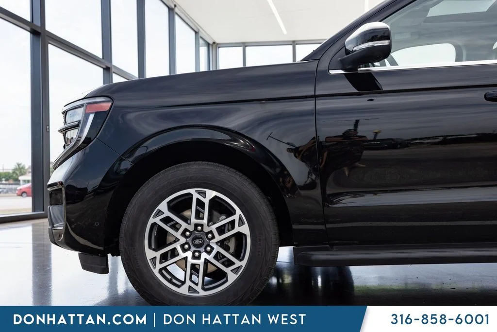 Used 2025 Black Ford Active image 33
