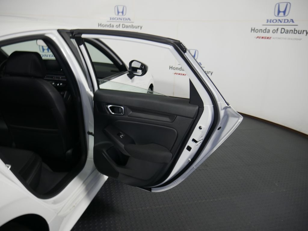 2026 Honda Civic Sport Touring - Photo 6