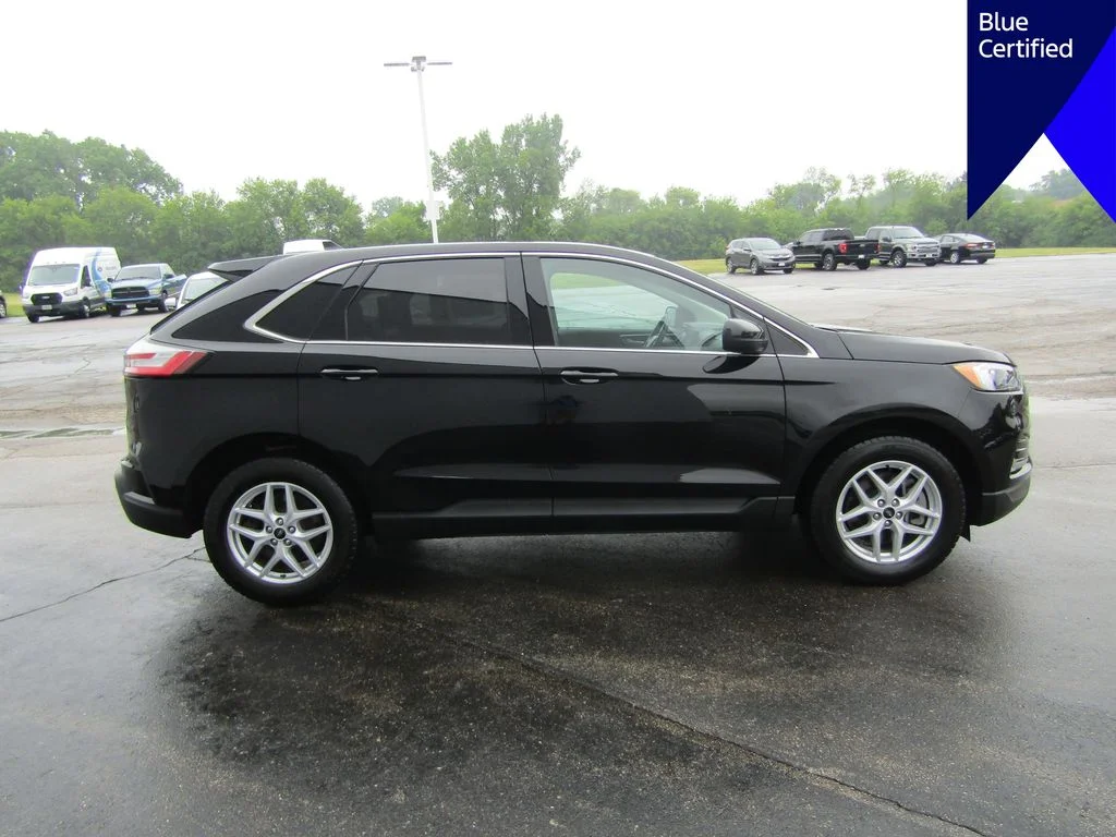 Certified Used 2024 Agate Black Metallic Ford SEL image 9