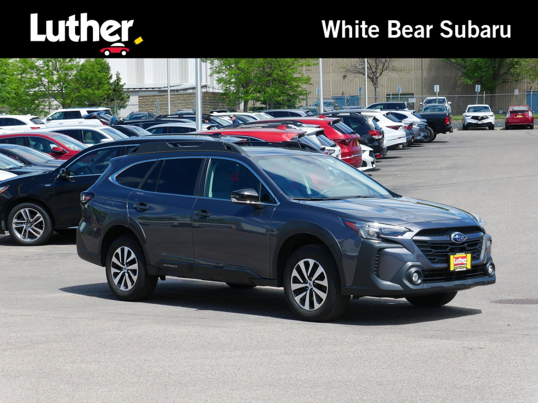 2024 Subaru Outback Premium's photo