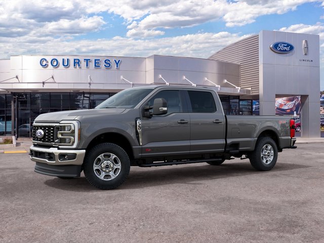 2027 Ford Super Duty F-350 SRW F-350® XLT