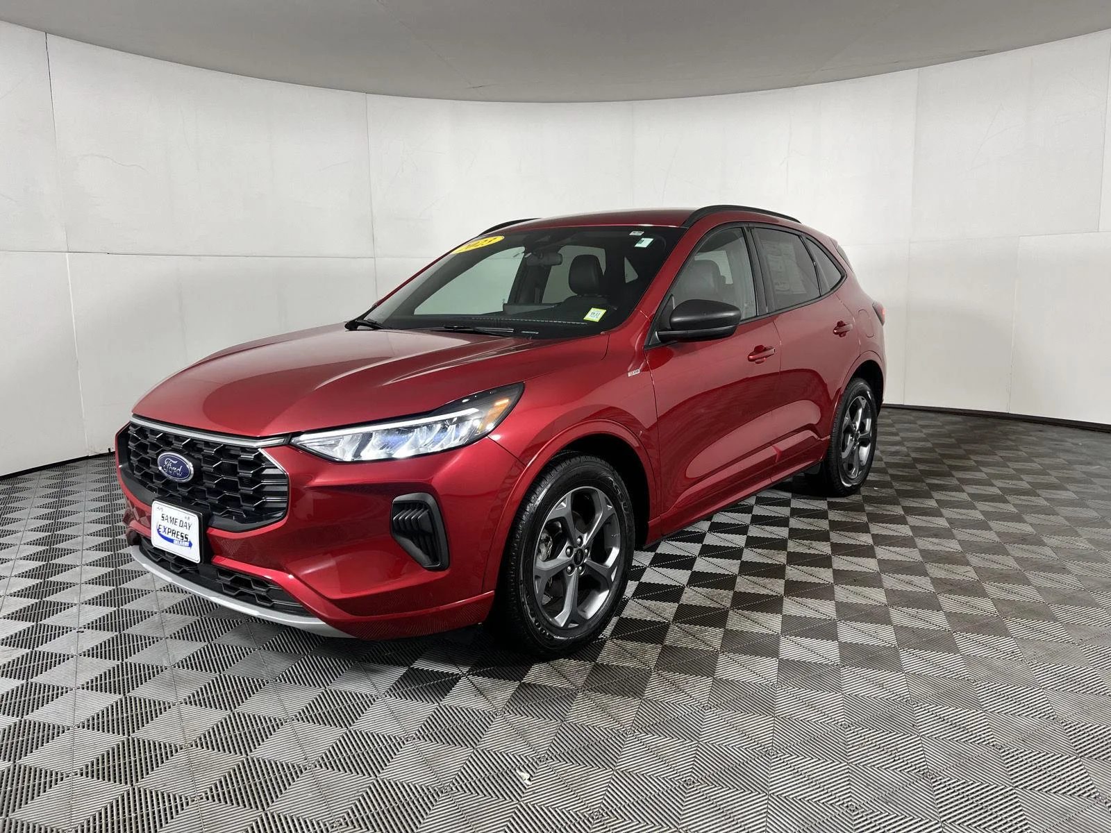 Used 2023 Rapid Red Metallic Tinted Clearcoat Ford ST-Line image 18