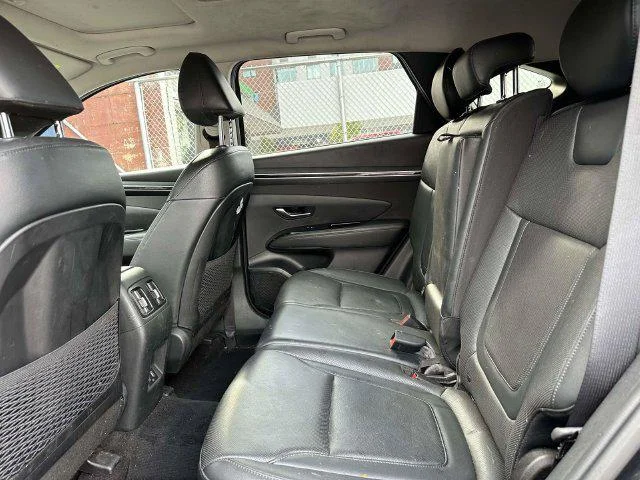 Used 2022 Phantom Black Hyundai SEL image 13