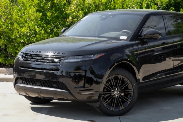 New 2026 Santorini Black Land Rover S image 6