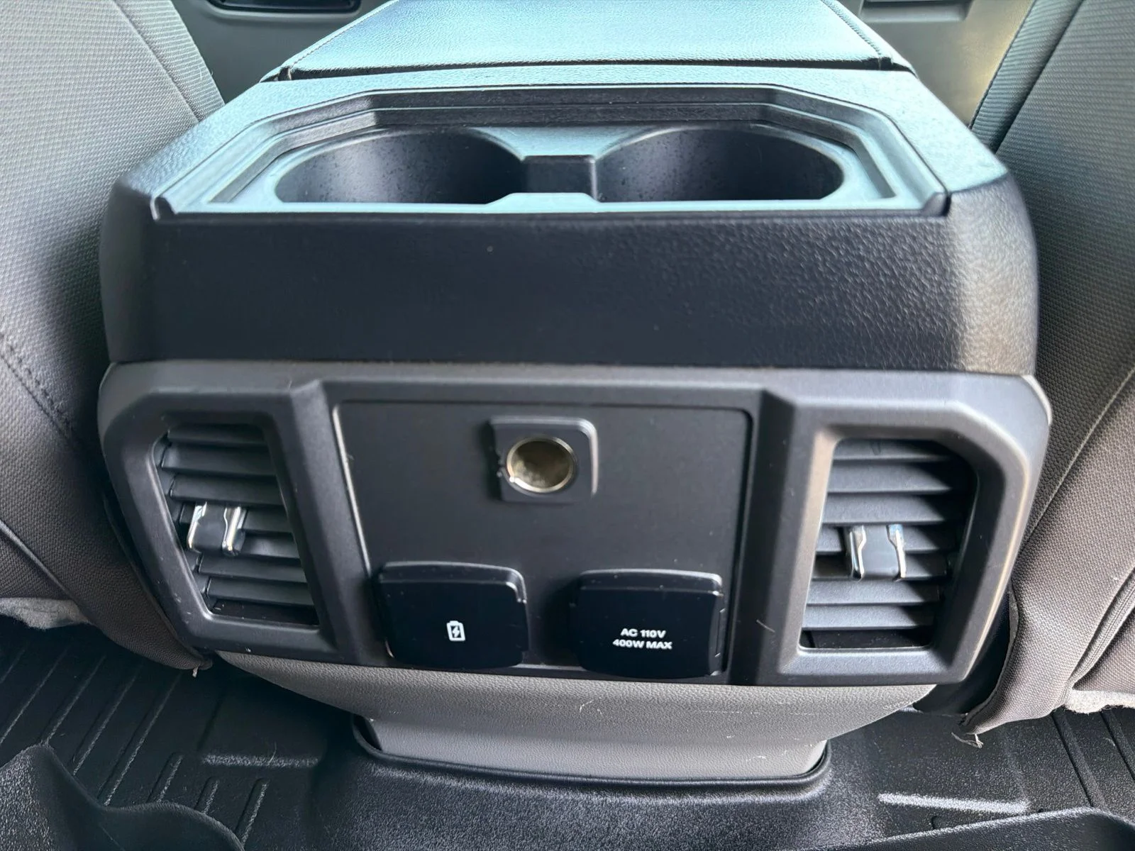 Used 2020 Black Ford XLT image 22