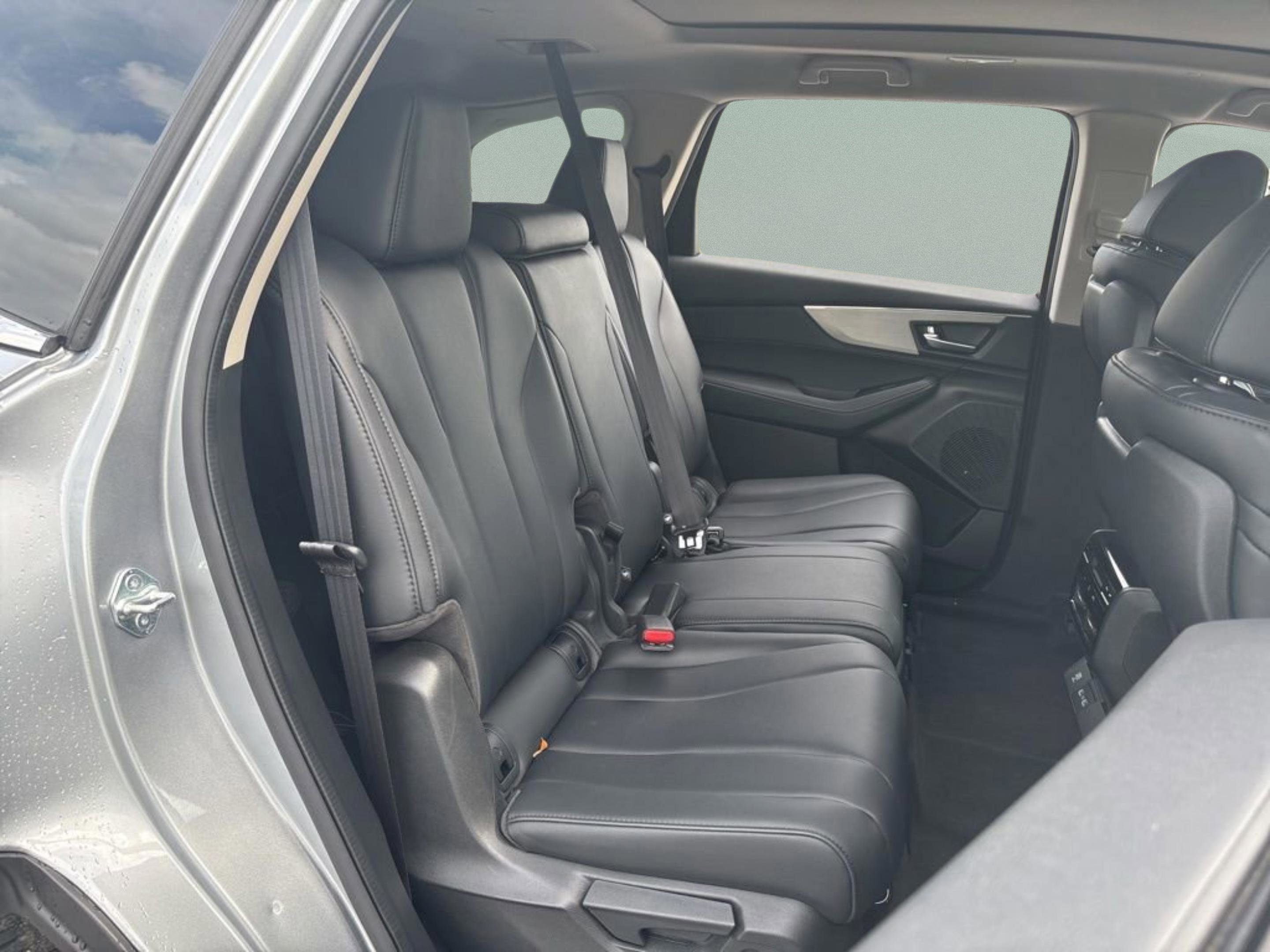 Used 2023 Silver Acura Standard image 37
