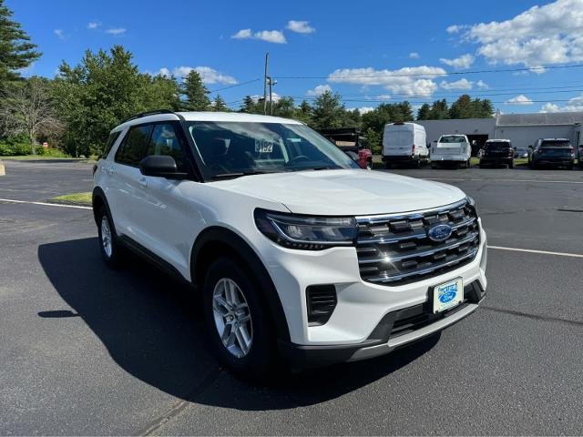 New 2026 Star White Metallic Tri-Coat Ford Active image 8