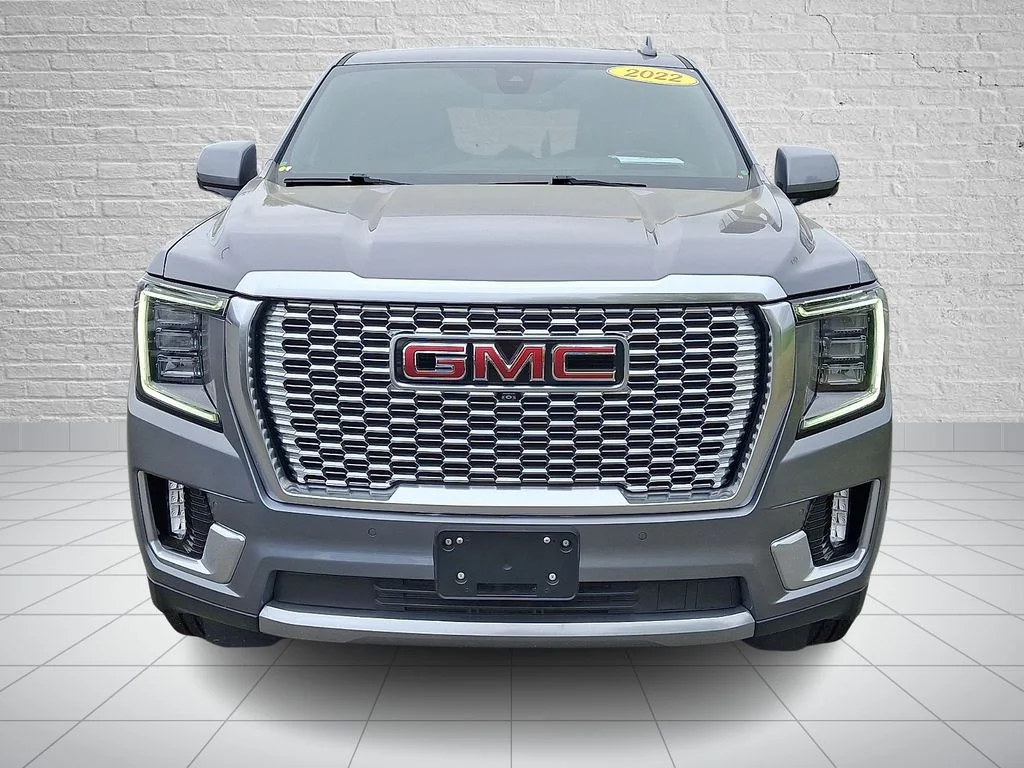 Used 2022 Gray GMC Denali image 2