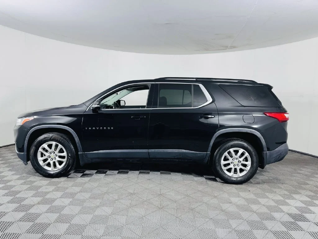 Used 2020 Black Chevrolet LT image 5