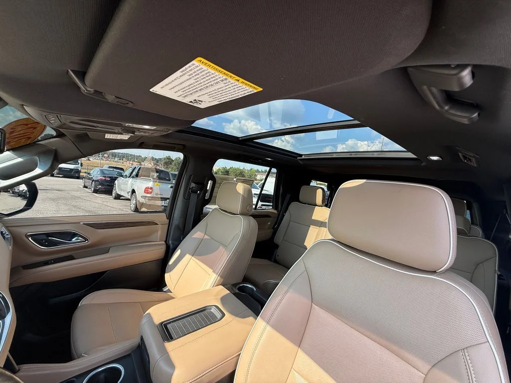Used 2023 Black Chevrolet Premier image 21