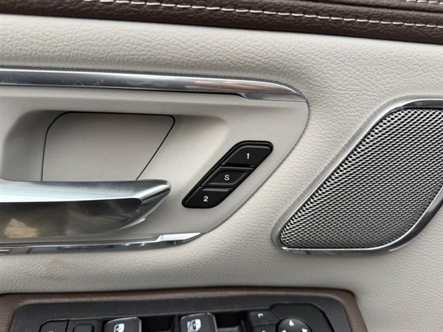 New 2027 Forged Blue Metallic Exterior Paint RAM Laramie image 20