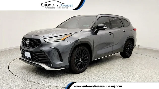 2023 Toyota Highlander XSE AWD w/ 12.3'' Touchscreen & JBL Premium Audio