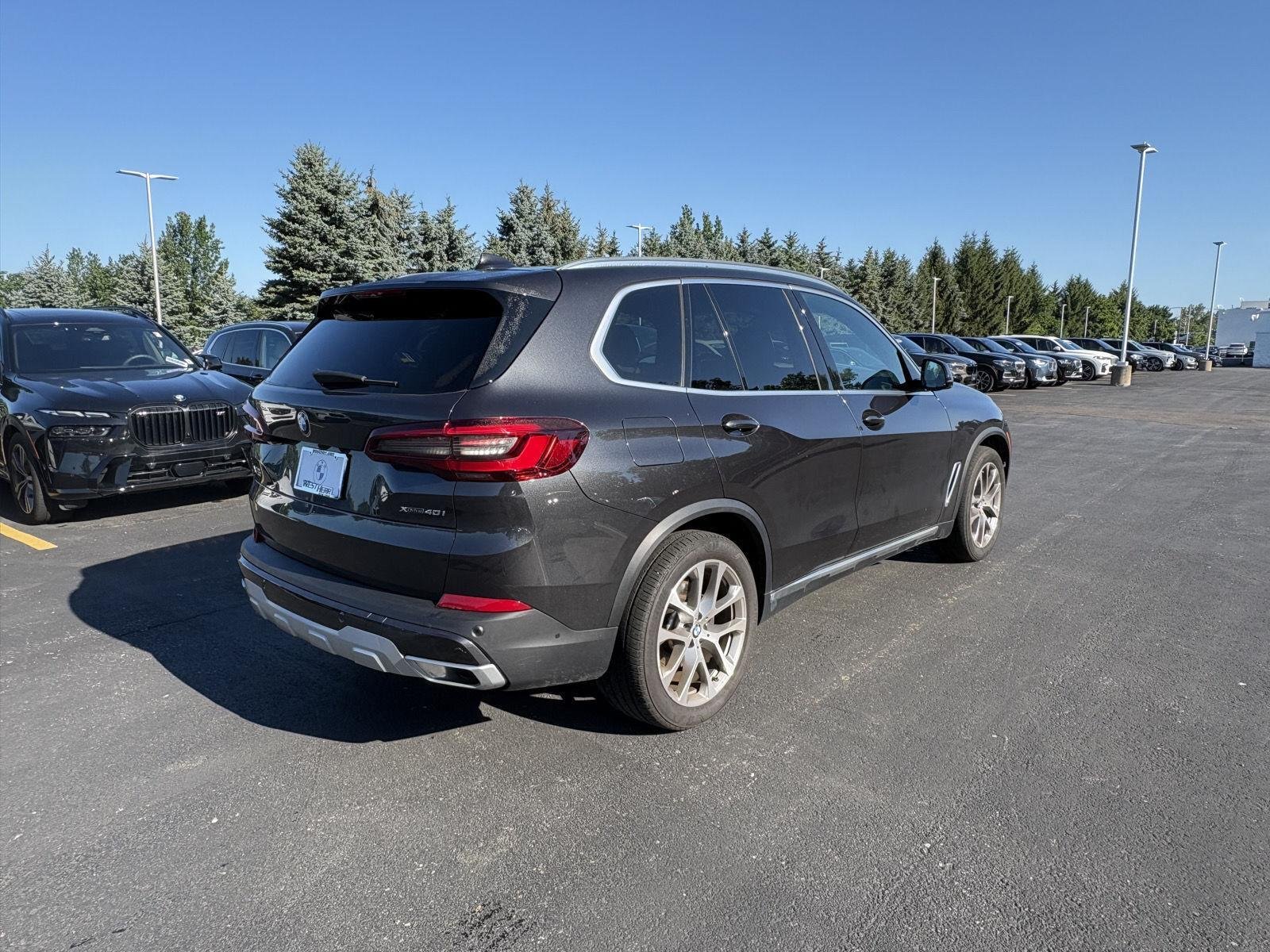Certified Used 2023 Dark Graphite Metallic BMW xDrive40i image 6