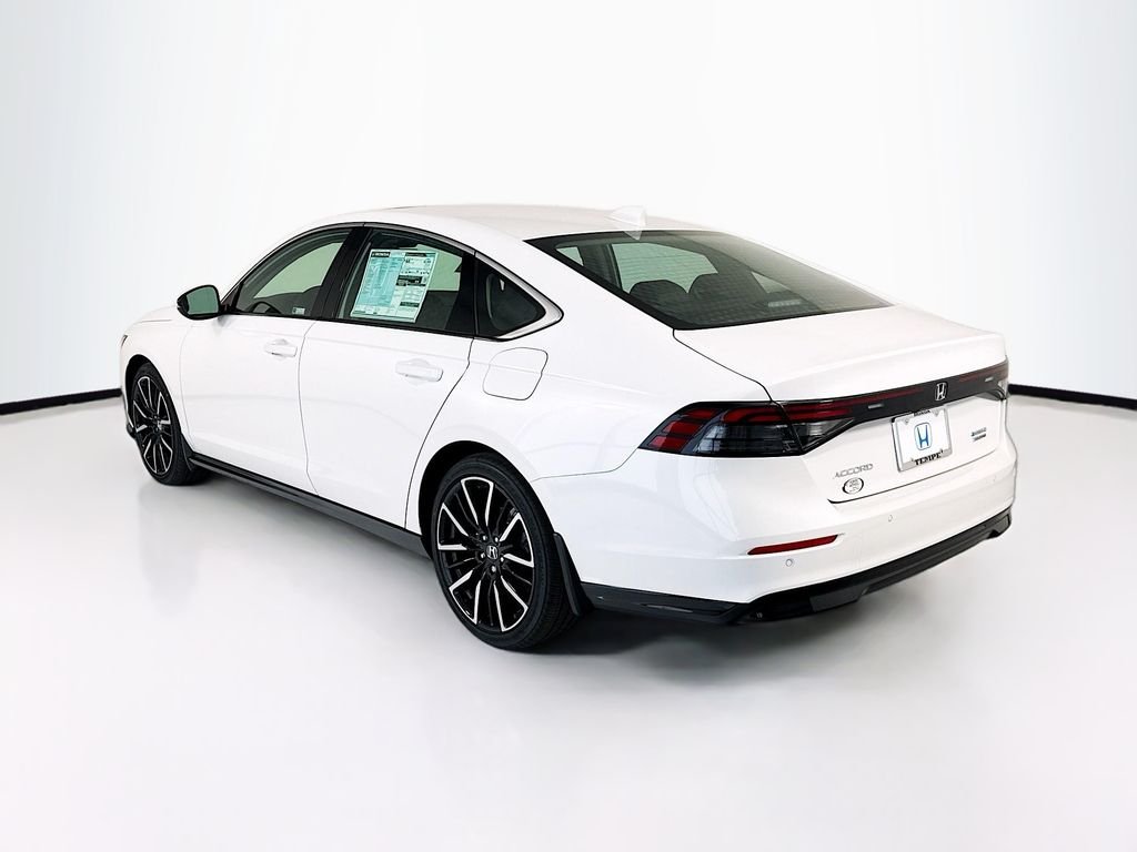 2026 Honda Accord Hybrid Touring - Photo 7
