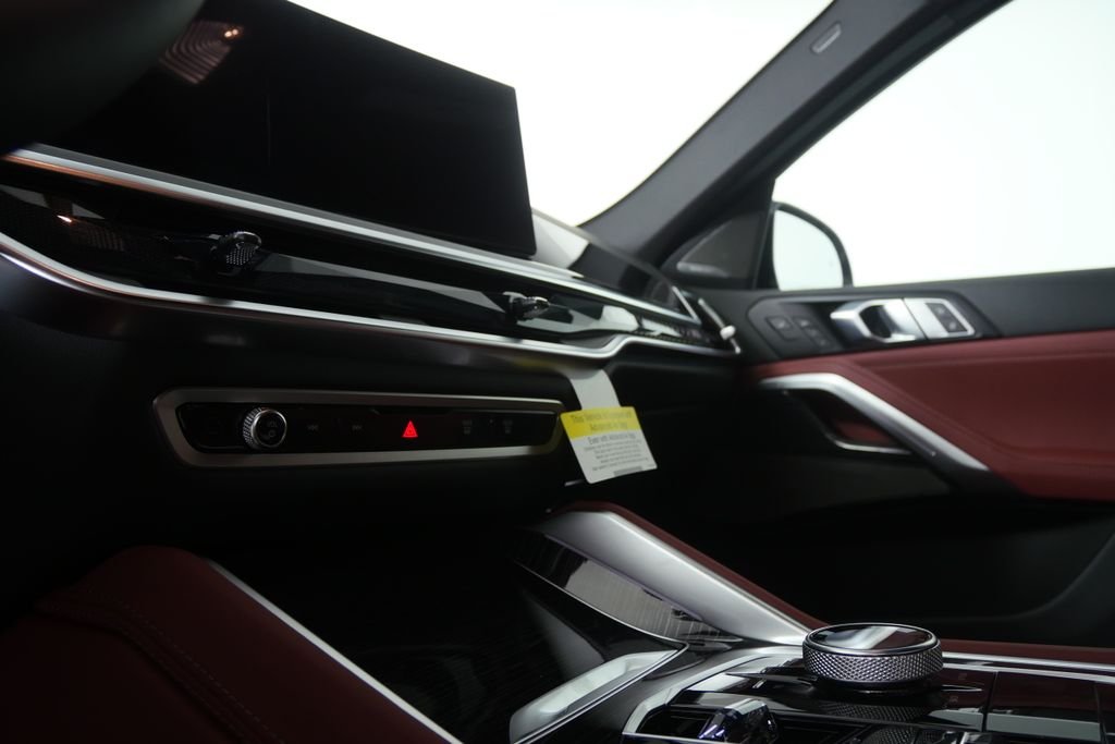 New 2027 Brooklyn Grey Metallic BMW xDrive40i image 19